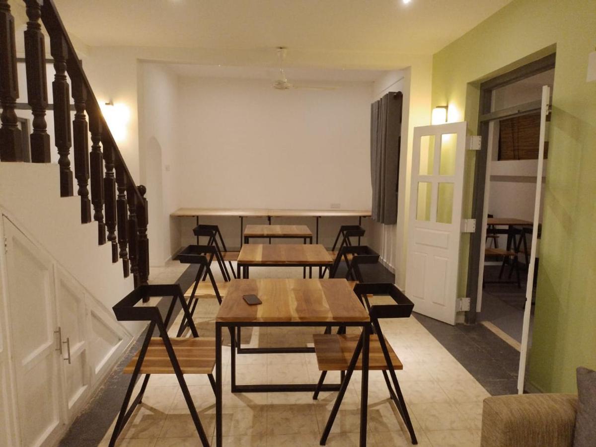 Anchorage Mirissa Hotel Ngoại thất bức ảnh