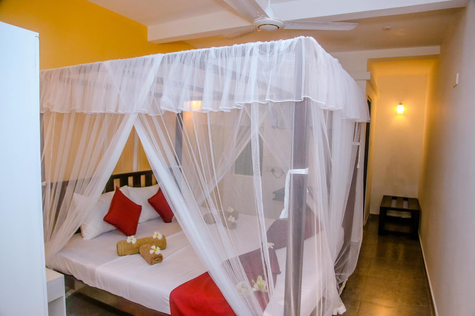 Anchorage Mirissa Hotel Ngoại thất bức ảnh