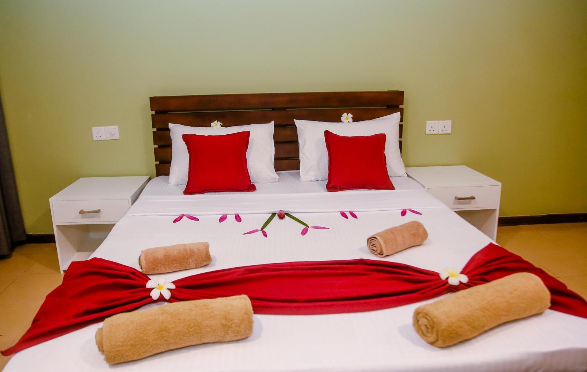 Anchorage Mirissa Hotel Ngoại thất bức ảnh